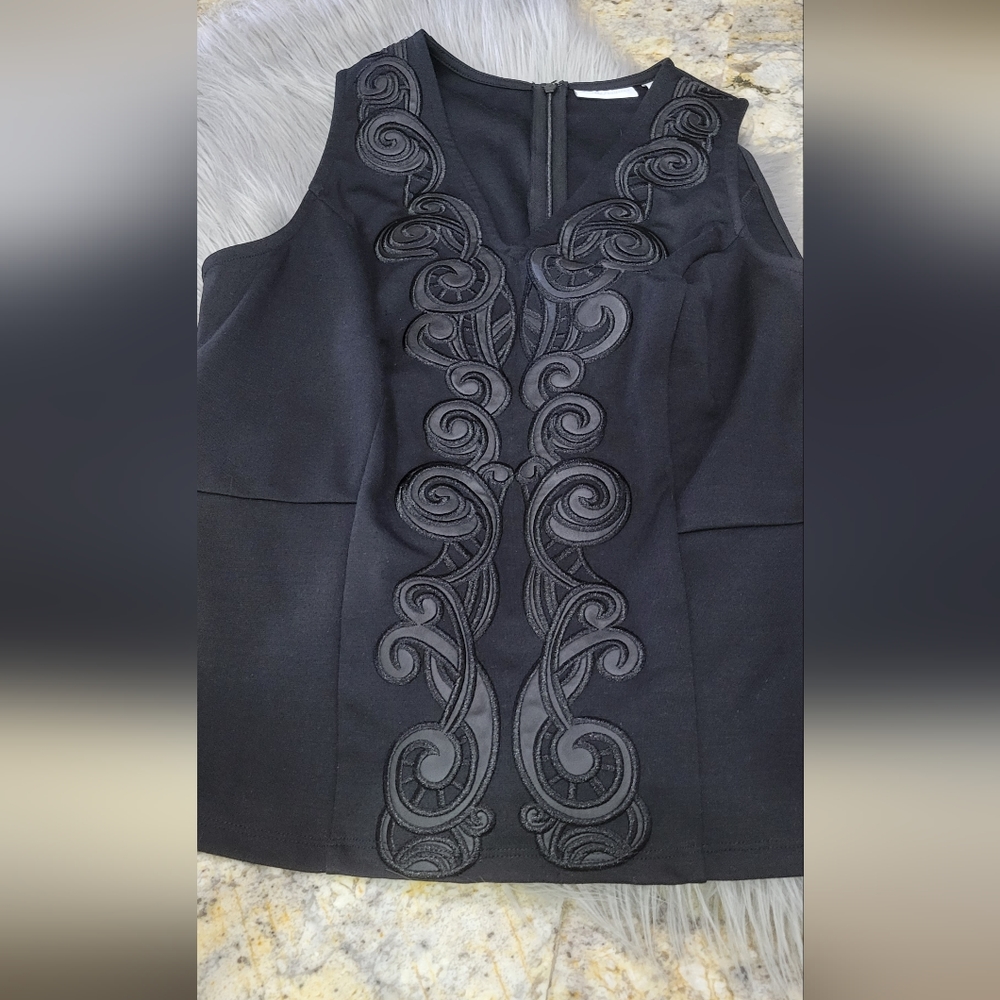 NY&Co Black Sleeveless top